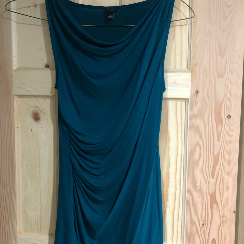 NWOT Ann Taylor Sleeveless top